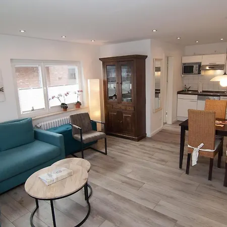 Haus Roseneck App.3 * Hörnum